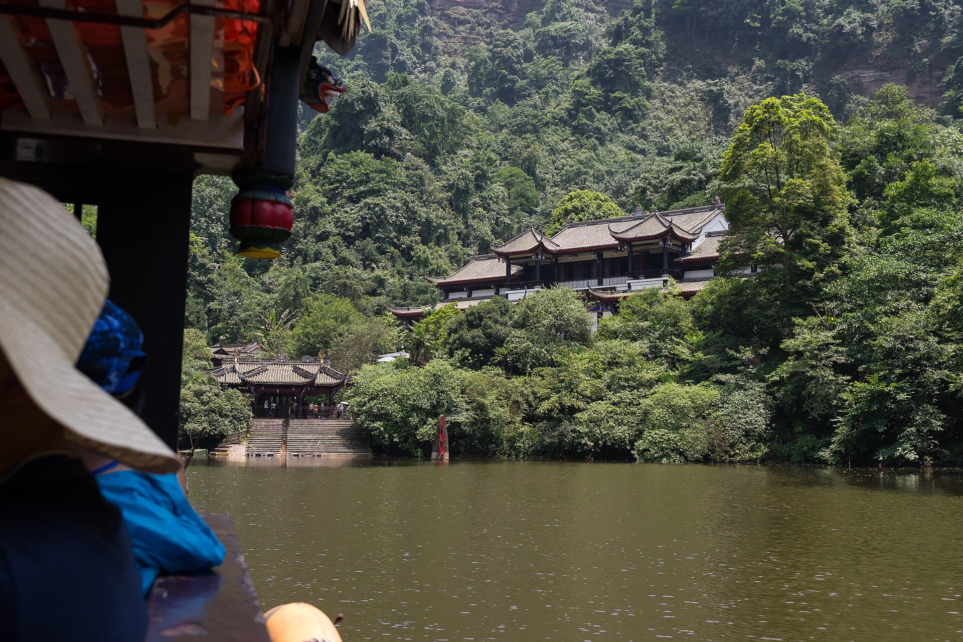 A tranquil lakeside temple at Qingcheng Mountain